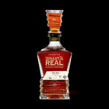 Dinastia Real Extra Anejo Artist