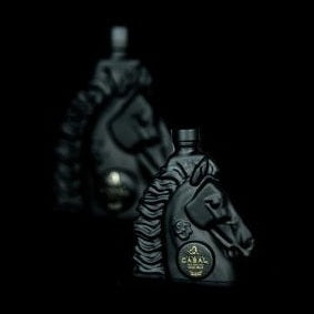 Cabal - Botella de Caballo Extra Anejo - TIPXY
