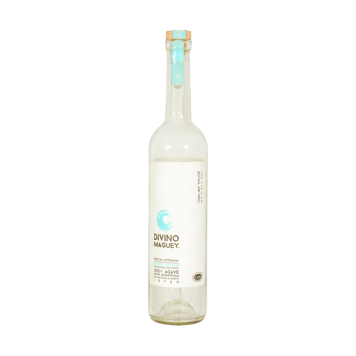 Divino Maguey - Mezcal Artesanal Maguey Espadín Joven - TIPXY